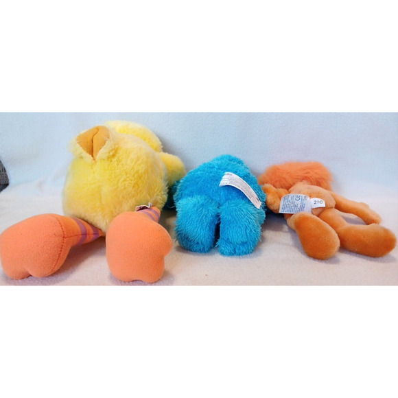 Lot of (3) Sesame Street Characters Big Bird, Zoe, & Cookie Monster Plush - Picture 10 of 16